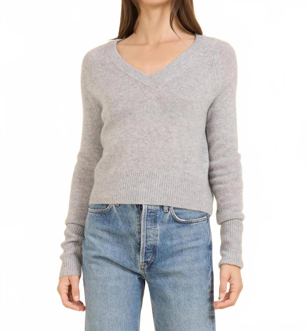 NEW ONE GREY DAY blakely cashmere v neck tee in oatmeal